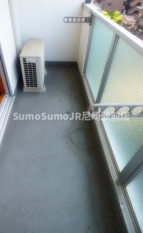 バルコニー　広々としたバルコニーです