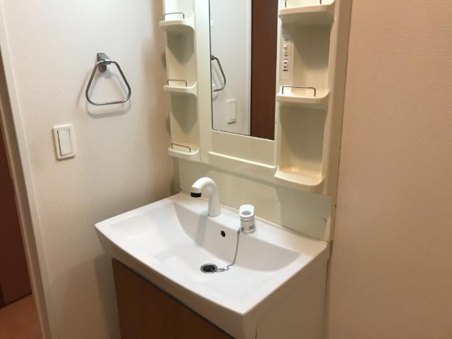 洗面設備　洗髪洗面化粧台