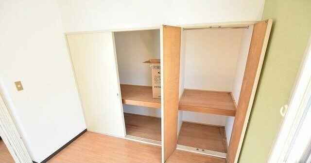 収納　クローゼット