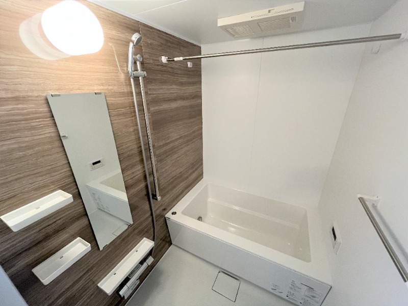 バス・シャワールーム　図面と現状に相違がある場合には現状を優先