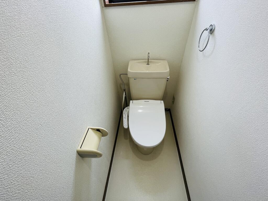 トイレ　同施工モデル写真