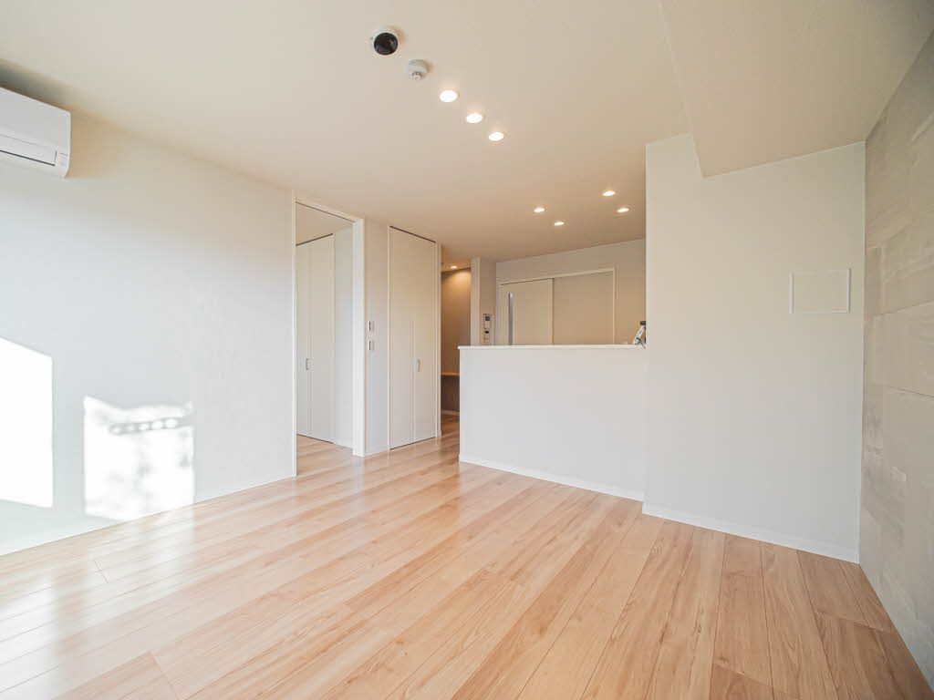 居室・リビング　ＬＤＫ　独りでも、友人とでも、夫婦でも、みんなが、楽しくゆ…