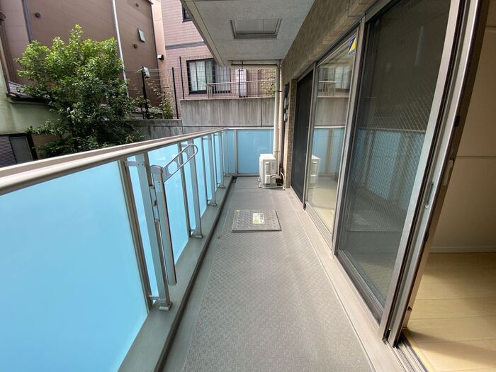 バルコニー　バルコニー