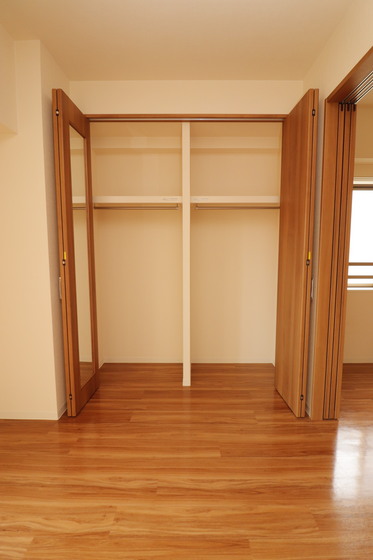 収納　※別部屋の写真です