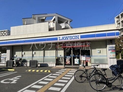 コンビニ　ローソン城東古市二丁目店（コンビニ）まで598m