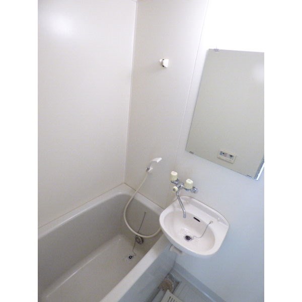 バス・シャワールーム　別室参考写真