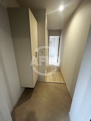 玄関　アルカンシェルコート緑橋　玄関