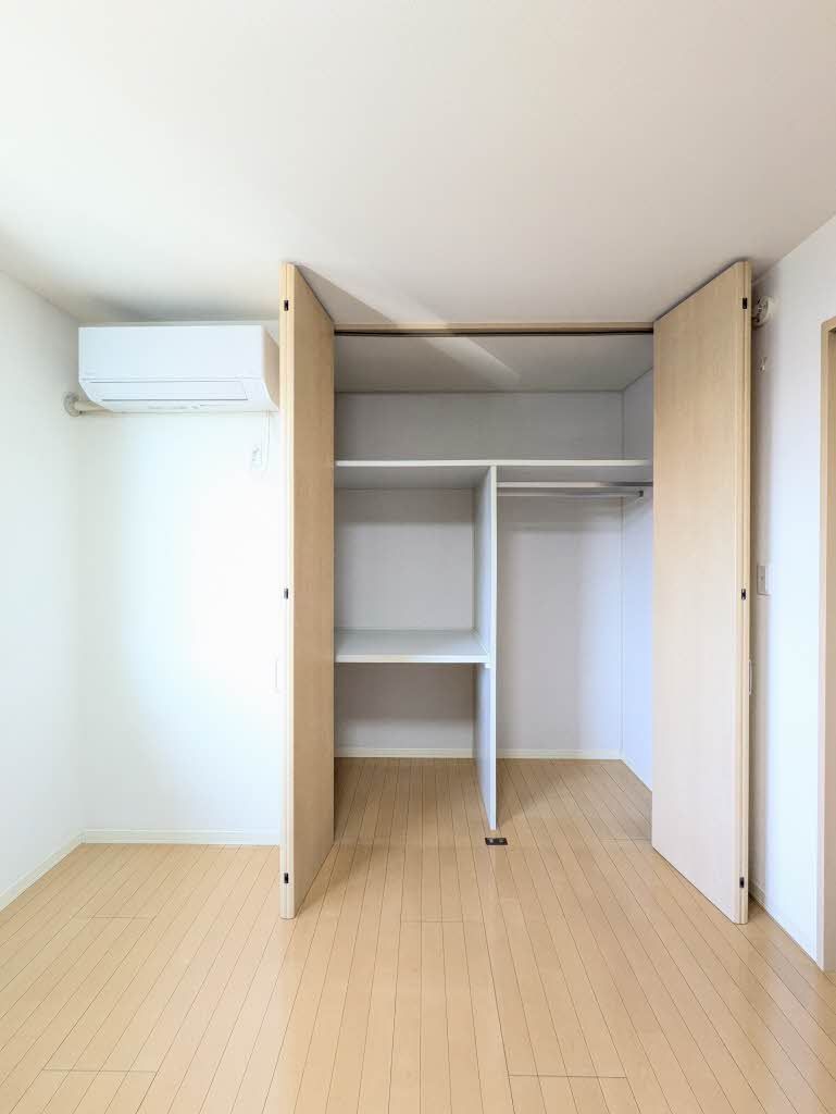 収納　クローゼット