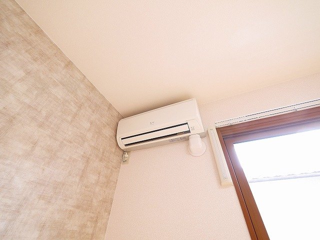 その他設備　エアコン一台ついてます