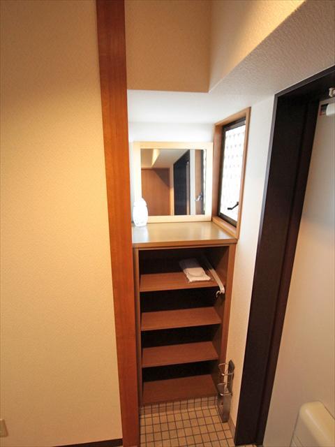 その他　松山市平和通　エンゼルコート古町　靴収納