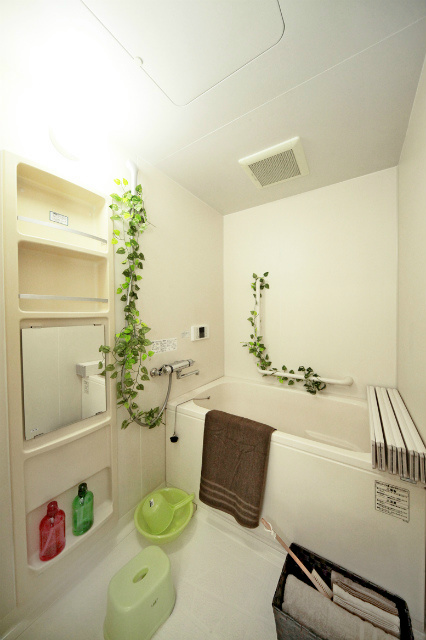 バス・シャワールーム　別部屋参考写真