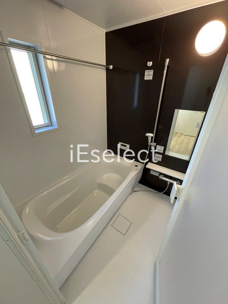 バス・シャワールーム　広々１坪バスでリラックス♪追焚できますよ♪