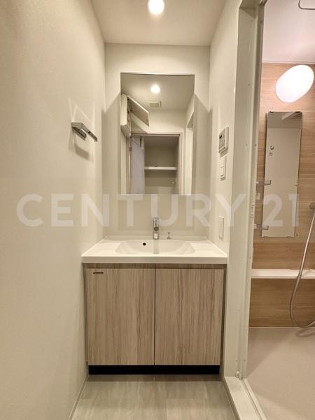 洗面設備　※同じ間取の別のお部屋の写真です。