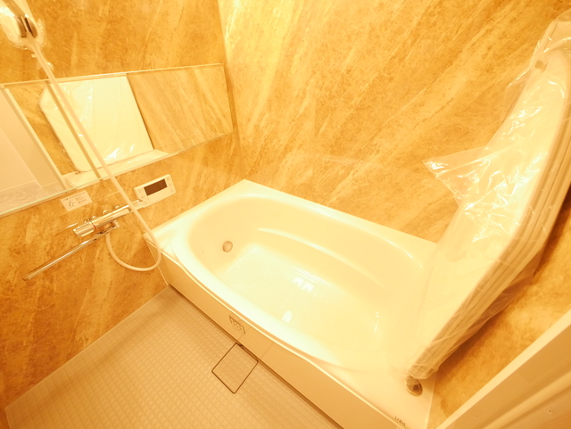 バス・シャワールーム　★追焚機能付きでいつでも暖かいお風呂に入れます★