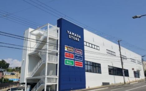 スーパー　ヤマダストアー朝霧店（スーパー）まで795m