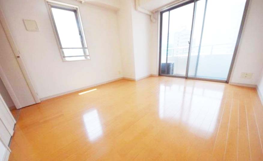 居室・リビング　★角部屋、二面採光、風通しも良好★