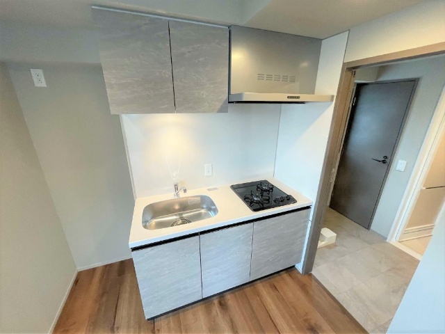 キッチン　※同物件別号室の参考写真です。