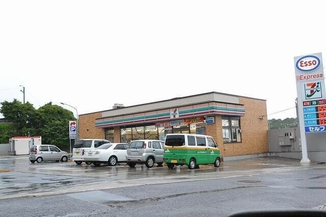 コンビニ　セブンイレブン広島石内店（コンビニ）まで475m