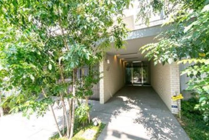 エントランス　エントランス