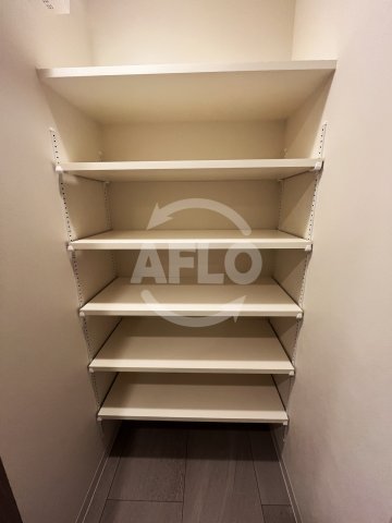 収納　コンフォリア・リヴ博労町一丁目Q　シューズボックス