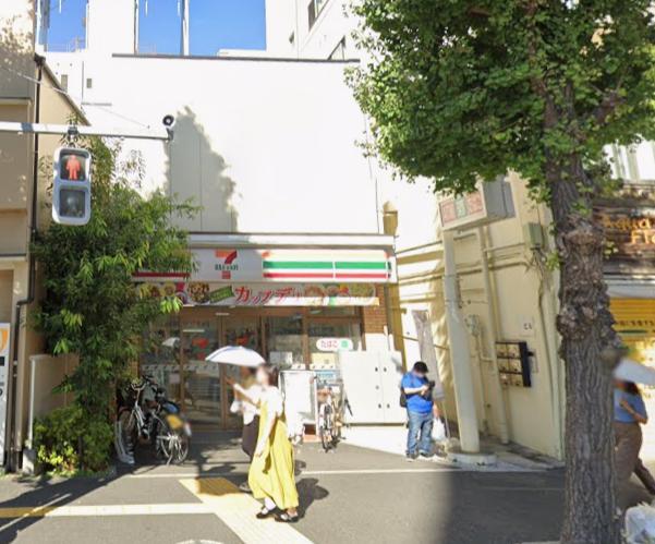 コンビニ　セブンイレブン（コンビニ）まで50m
