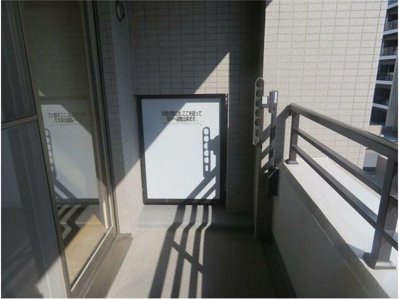バルコニー　バルコニー