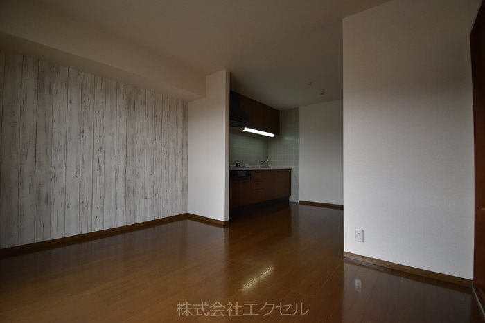 居室・リビング　フローリングのお部屋です。