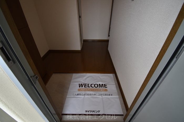 玄関　シューズＢＯＸ完備の玄関です。