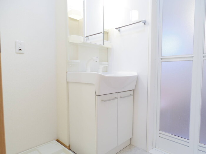 洗面設備　洗髪洗面化粧台