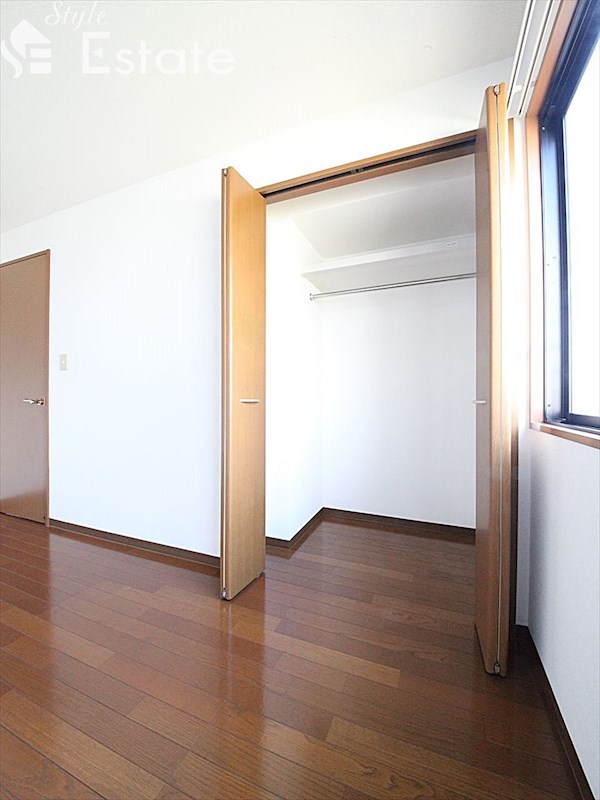 収納　クローゼット