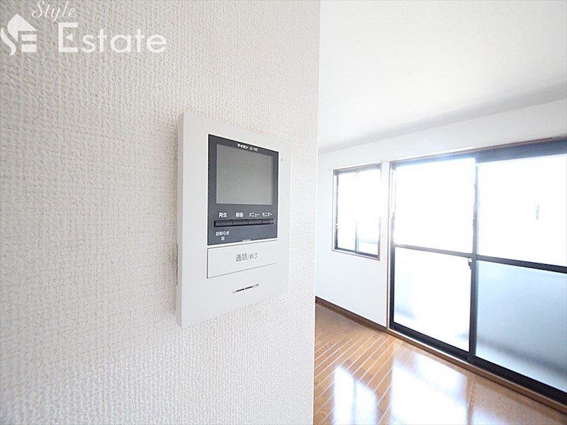セキュリティ　モニター付きインターホン