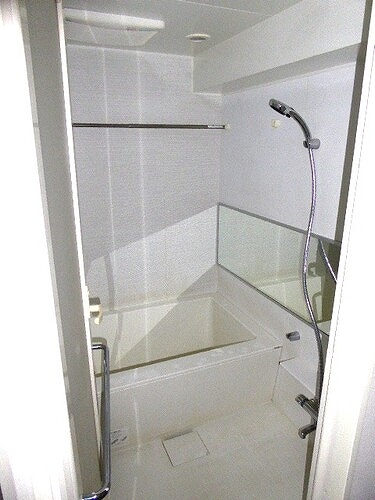 バス・シャワールーム　浴室　※2019年2月撮影