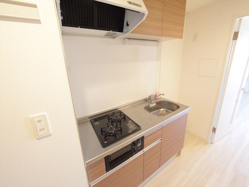 キッチン　システムキッチン（ガス2口コンログリル付）