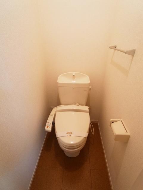 トイレ　☆温水洗浄便座☆