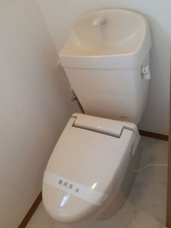 トイレ　図面と現状に相違がある場合には現状を優先