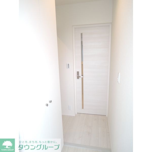 玄関　★お問い合わせはタウンハウジングまで★