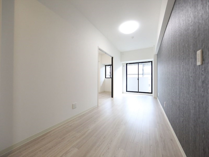 バルコニー　ＬＤＫ11.98帖　エアコン完備　バルコニー