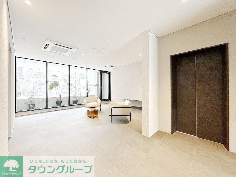 ロビー　部屋探しは株式会社　タウンハウジング　までお気軽にお問合せ…