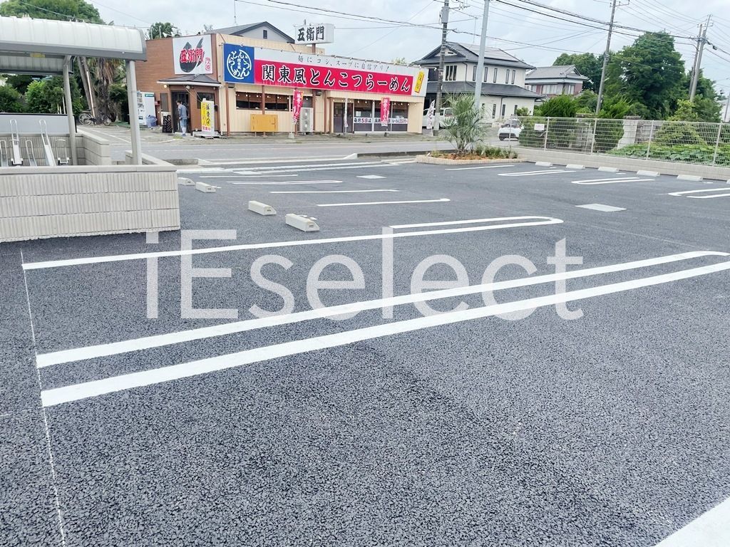 駐車場　敷地内駐車場も募集中です！