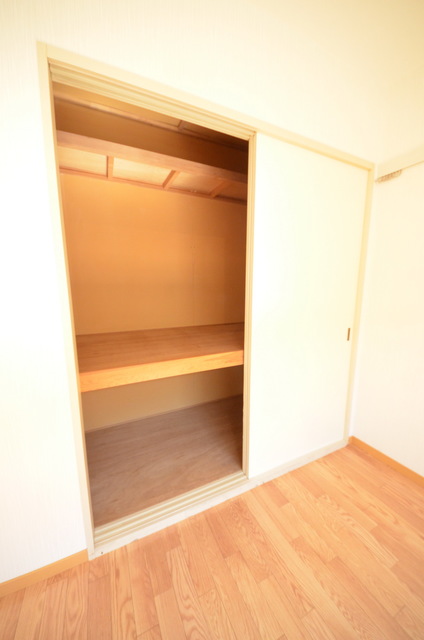 収納　～たっぷり収納スペースですっ～