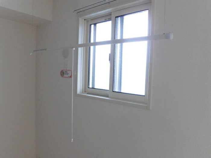 その他設備　室内干しもできるので雨の日に便利です★