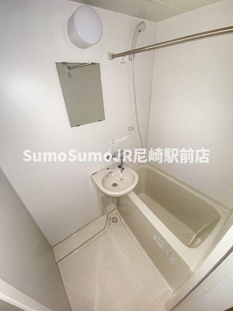 バス・シャワールーム　お風呂で日々の疲れを落としましょう