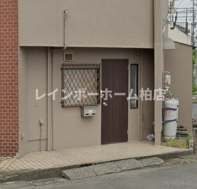 エントランス　玄関です