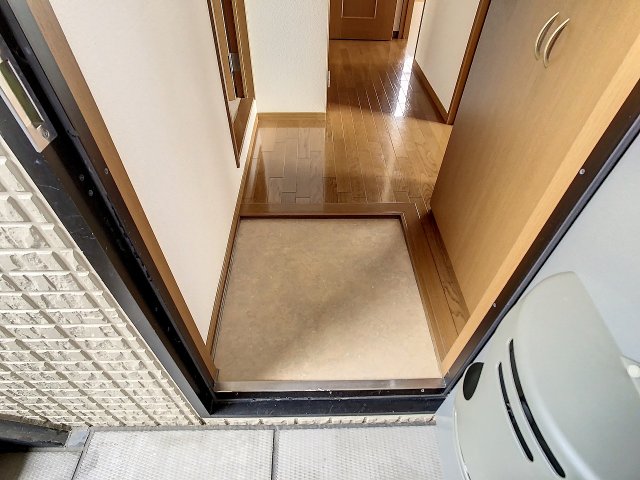 玄関　2023年2月撮影※現況を優先します