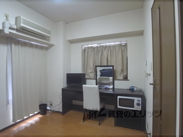 居室・リビング　家具付きです