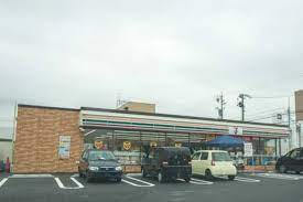 コンビニ　セブンイレブン 岐阜東うずら店（コンビニ）まで547m