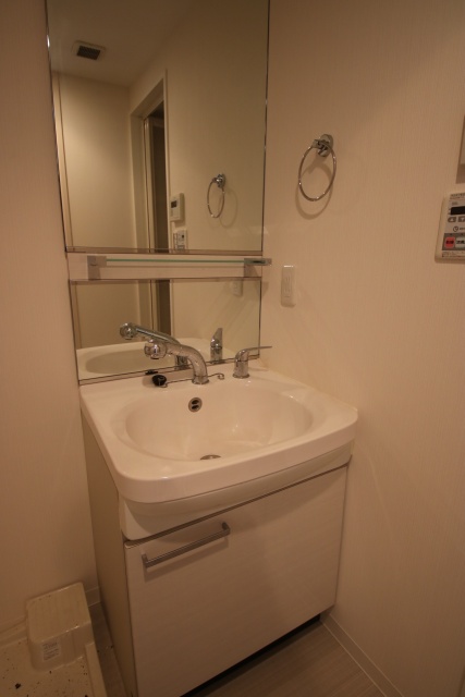 洗面設備　※別室の参考写真の為、現況優先です。