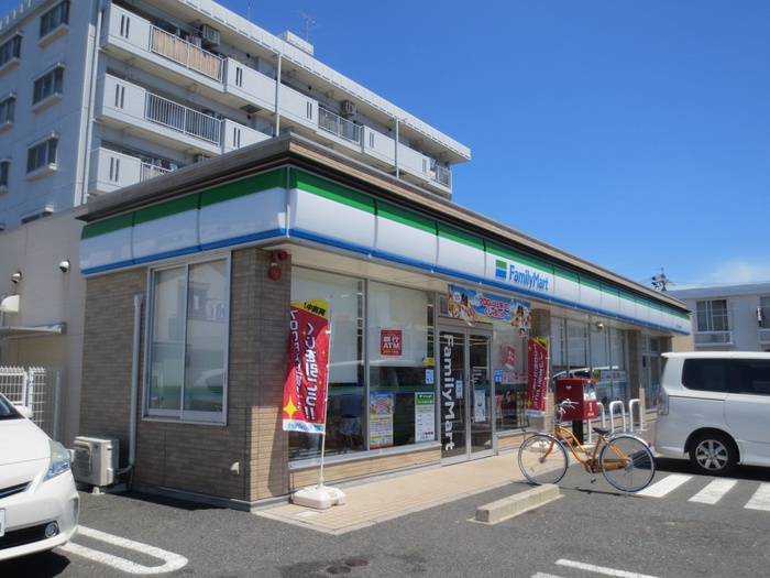 コンビニ　ファミリーマート春日井瑞穂通店（コンビニ）まで300m