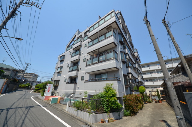 建物外観　★緑の多い、住みよいエリアに建つシングル物件★