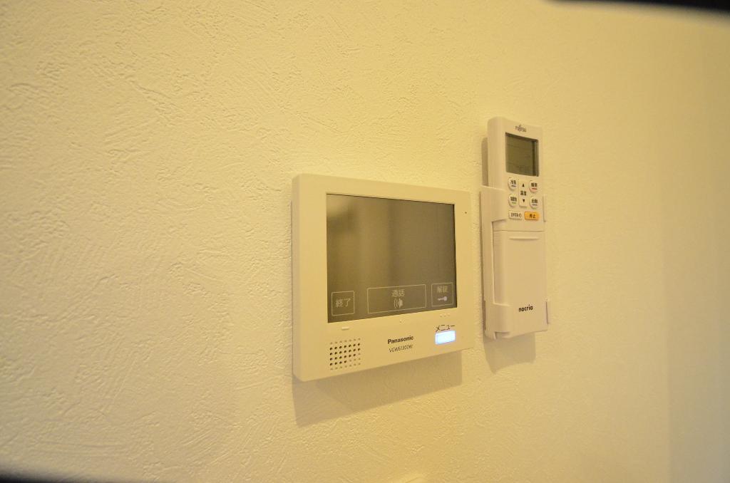 セキュリティ　カメラ付インターホン